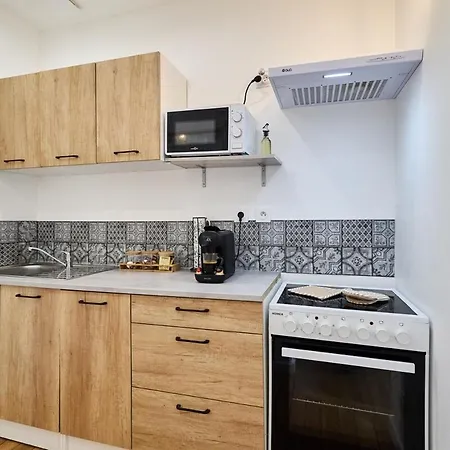 Apartment The Winter, Netflix, Downtown, Quiet & Comfortable *