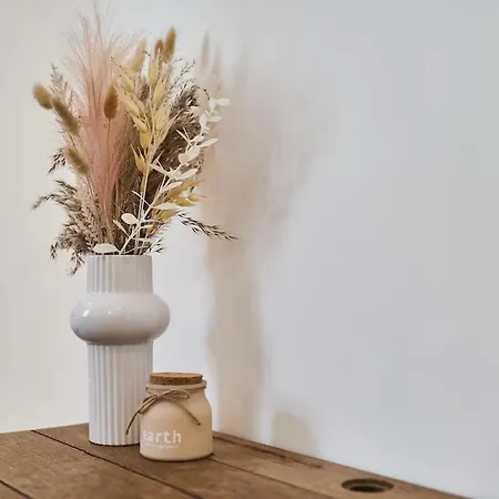 The Winter, Netflix, Downtown, Quiet & Comfortable Apartment *