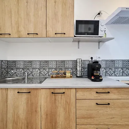 The Winter, Netflix, Downtown, Quiet & Comfortable Apartment Reims