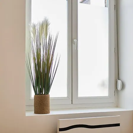 The Winter, Netflix, Downtown, Quiet & Comfortable Apartment