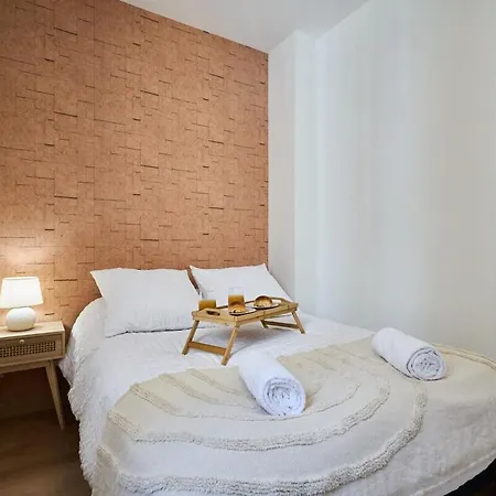 The Winter, Netflix, Downtown, Quiet & Comfortable Apartment