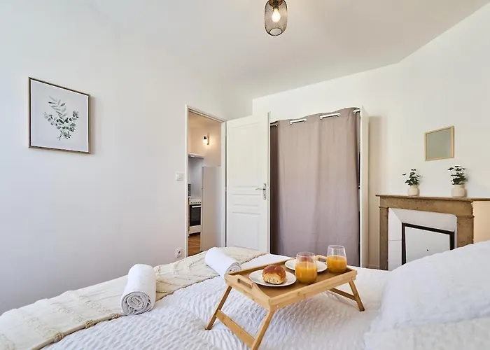 The Winter, Netflix, Downtown, Quiet & Comfortable Апартаменты *