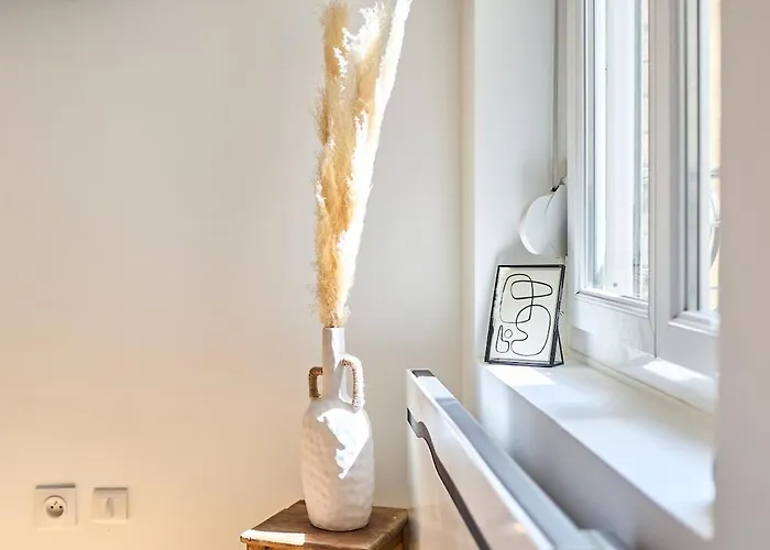 The Winter, Netflix, Downtown, Quiet & Comfortable * Реймс