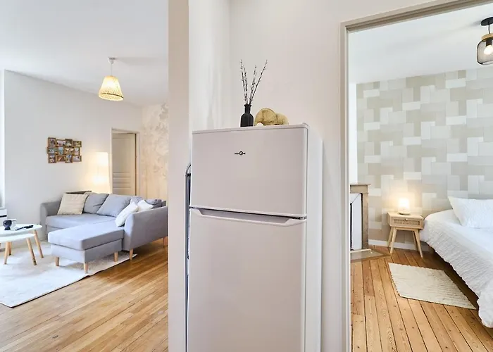 The Winter, Netflix, Downtown, Quiet & Comfortable Апартаменты Реймс